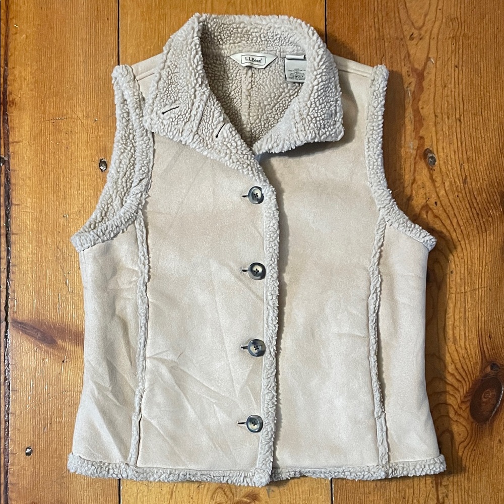 L.L. Bean Women's Tan Faux Sherpa-Lined Vest